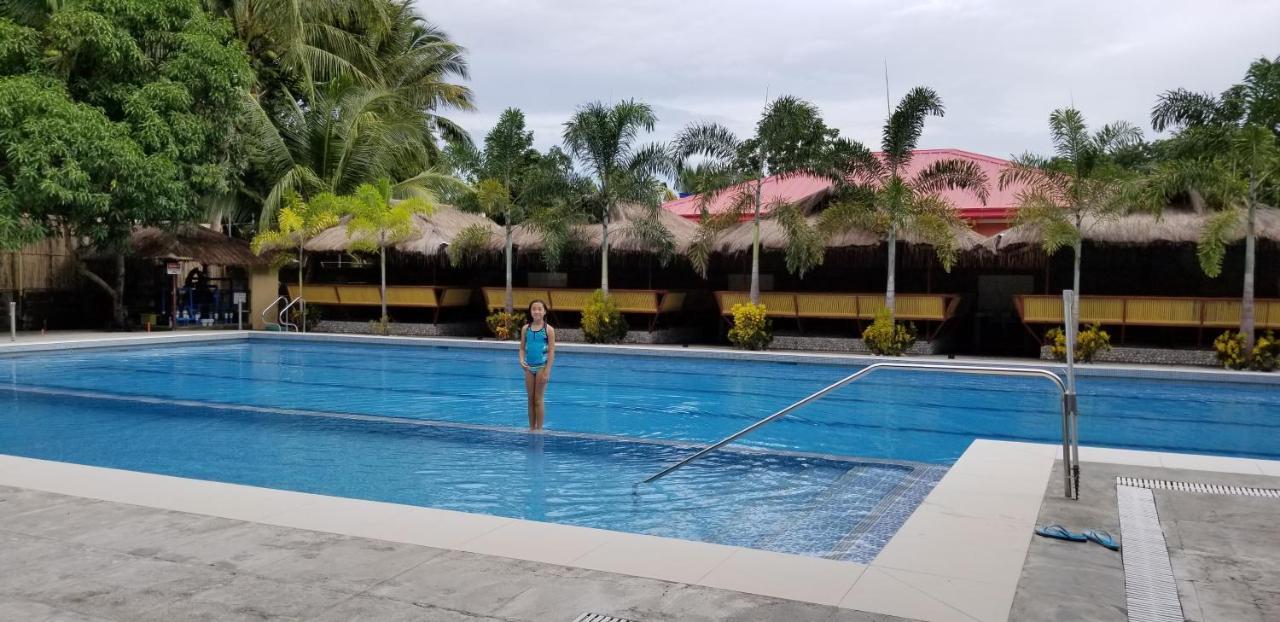 Buenavista Family Inn Tagudin Exterior foto